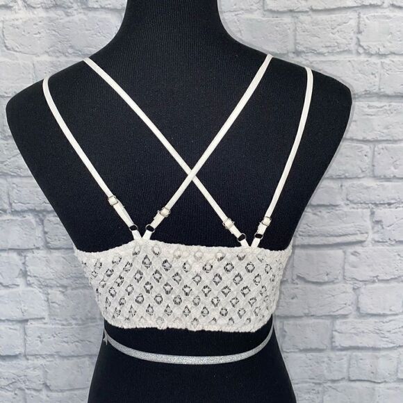 Francesca’s lace criss cross back bralette w/4 adjustable straps white sz Med - Picture 4 of 8